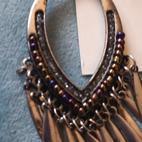 Metal earrings - Picture 3 of 3